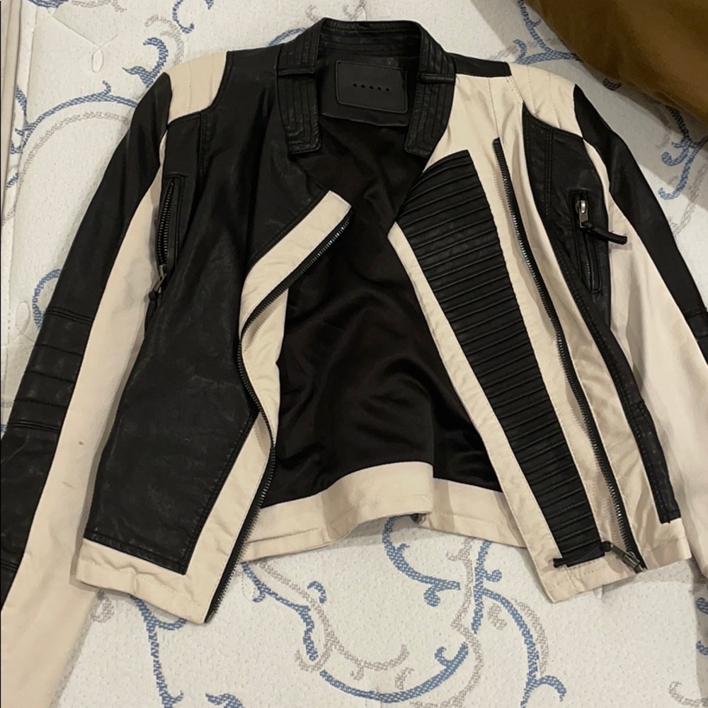 girls jacket!